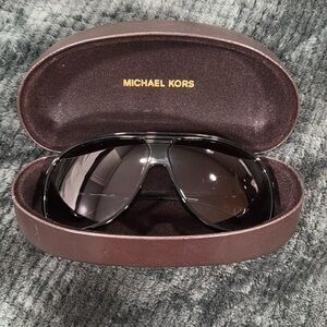 Michael Kors Sunglasses Women 
￼